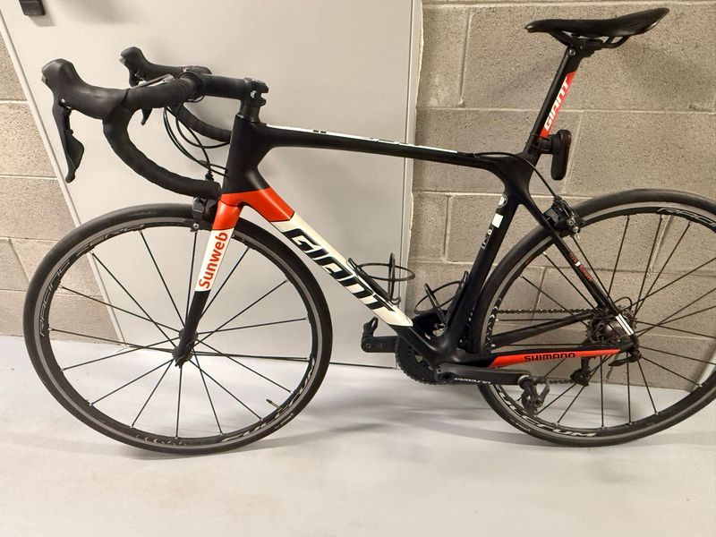 Giant TCR Advanced Pro Team 2019 2019 Road & Gravel usato, Nero — immagine 2 di 10