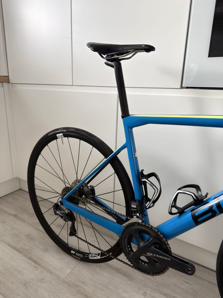 Tweedehands BMC Teammachine SLR02 DISC ONE 2018 2018 Road & Gravel — afbeelding 8 van 8