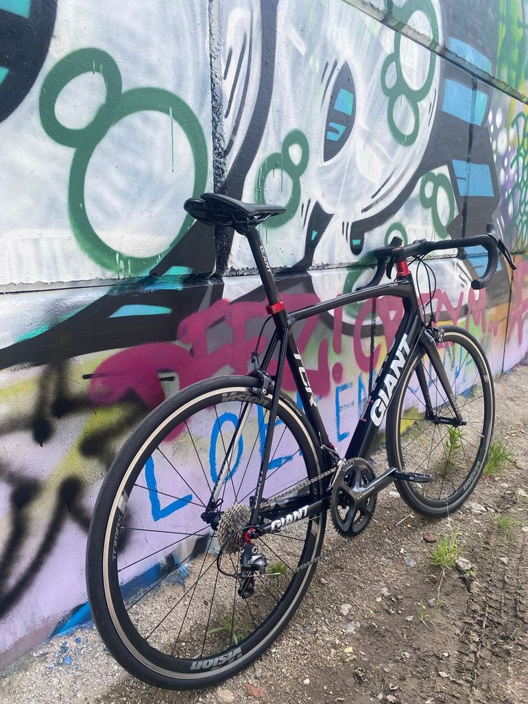 Used Giant Tcr Shimano Ultegra 2012 Road & Gravel, Black — image 4 of 4