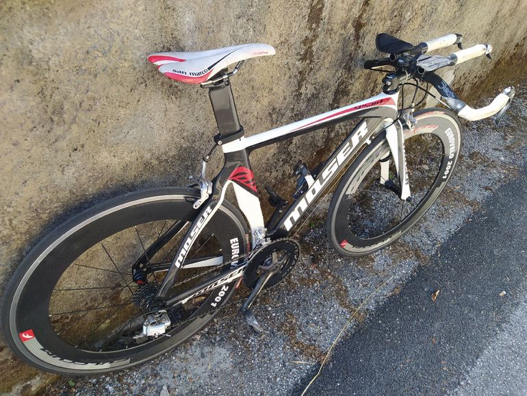 Used Francesco Moser Leader Campagnolo Chorus 2010 Road & Gravel, Red — image 1 of 6