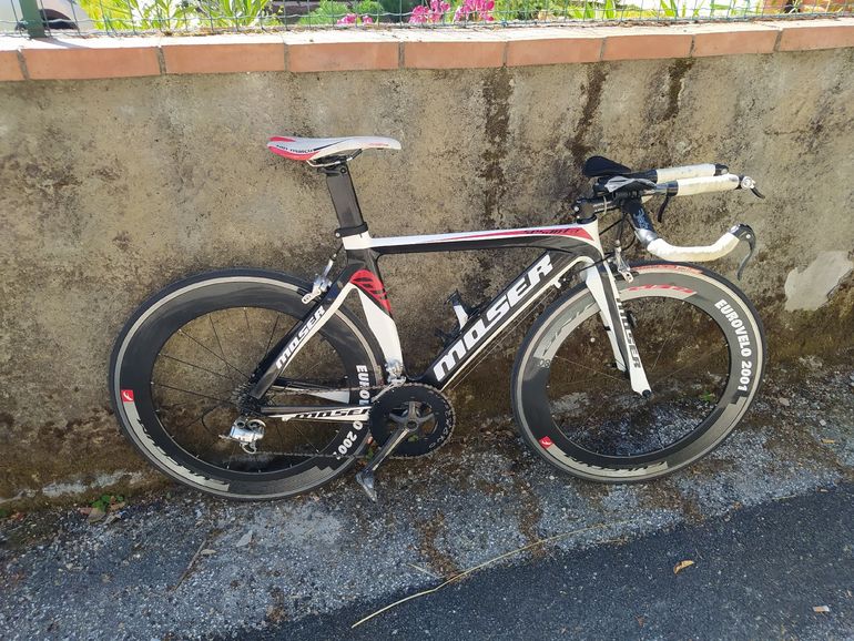 Used Francesco Moser Leader Campagnolo Chorus 2010 Road & Gravel, Red — image 2 of 6
