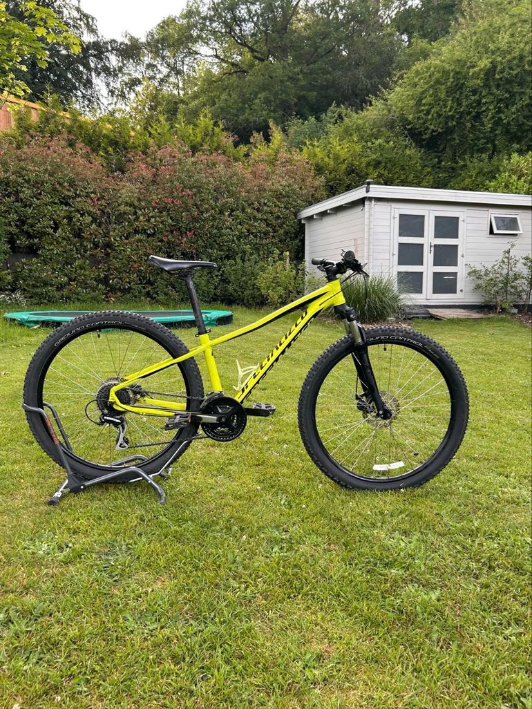 Specialized Men's Pitch Sport 27.5 2018 2018 Mountainbike d'occasion — image 1 sur 4
