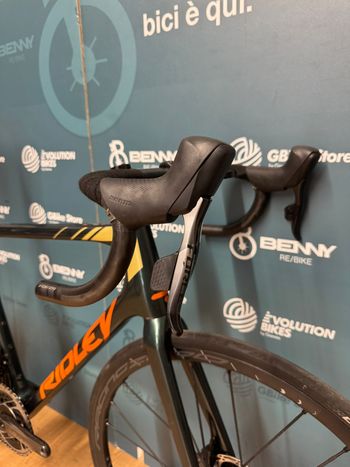 Ridley Helium SLX AXS Disc 2022 Road & Gravel d'occasion — image 11 sur 12