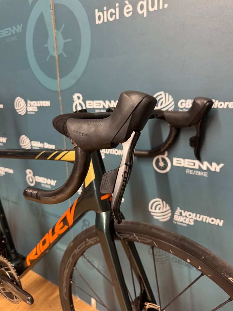 Ridley Helium SLX AXS Disc 2022 Road & Gravel d'occasion — image 11 sur 12