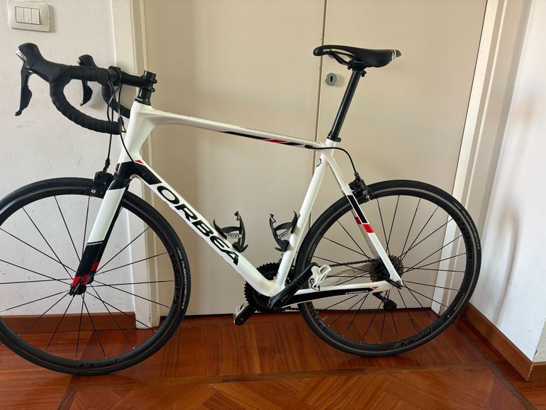 Gebrauchtes Orbea ORCA M30 2018 2018 Road & Gravel, Weiß — Bild 3 von 3