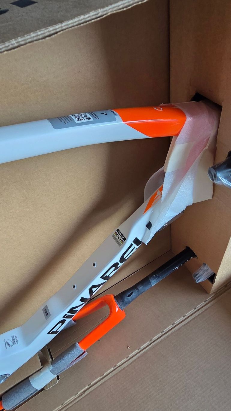 Used Pinarello DOGMA F DURA ACE Di2 2026 Frameset 2026 Road & Gravel, White — image 3 of 3
