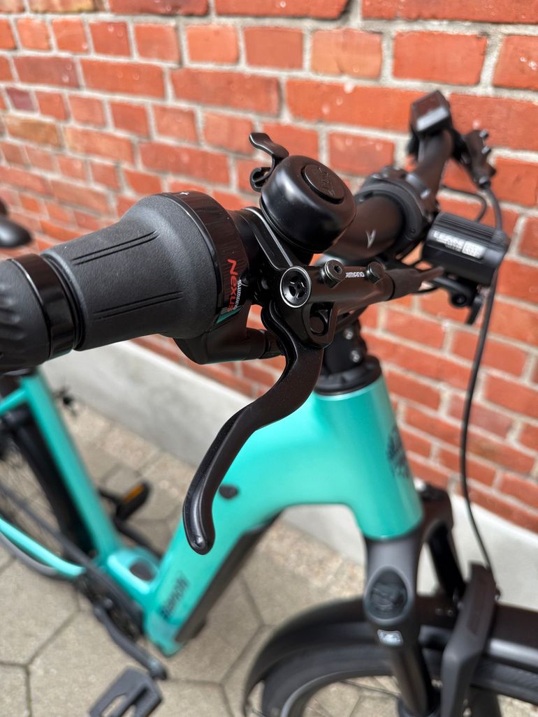 Used Bianchi T-TRONIK C 8.2 BELT NEXUS 2026 2026 Urban, Green — image 7 of 17