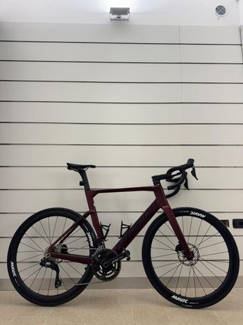 Used Merida REACTO 6000 Di2 2024 2024 Road & Gravel, Red — image 2 of 6