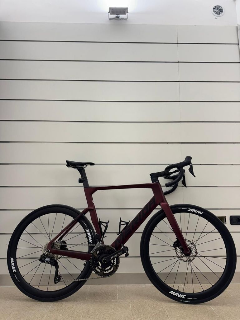Used Merida REACTO 6000 Di2 2024 2024 Road & Gravel, Red — image 2 of 6