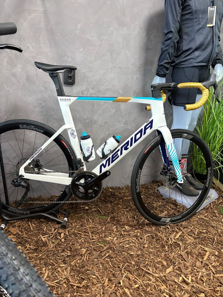 Použité Merida REACTO 5000 2025 2025 Road & Gravel — obrázek 1 z 10