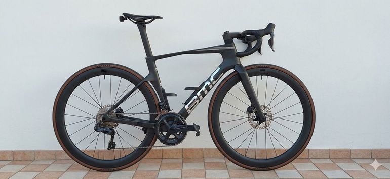 Used BMC Teammachine R 01 FOUR 2027 2027 Road & Gravel, Black — image 1 of 5