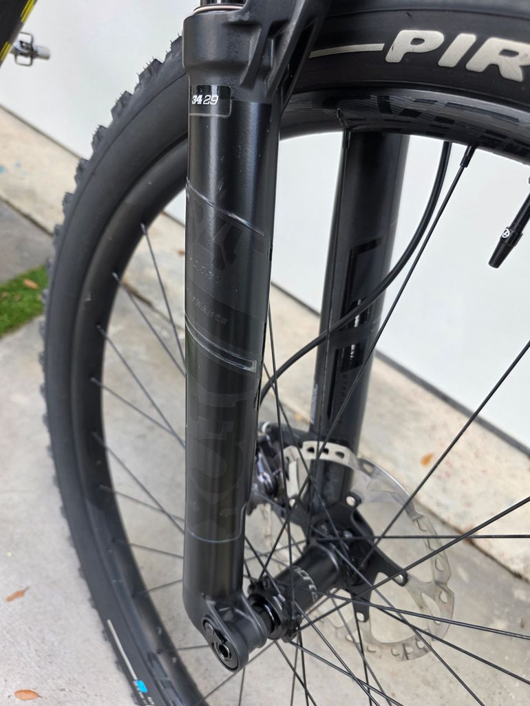 Used Scott Spark RC Team Issue 2023 2023 Mountainbike, Black, 29 — image 12 of 12