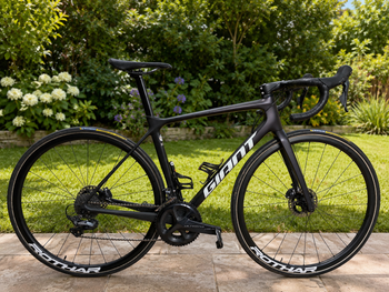 Used Giant TCR Advanced Pro 1 Disc 2021 2021 Road & Gravel, Black — image 2 of 8