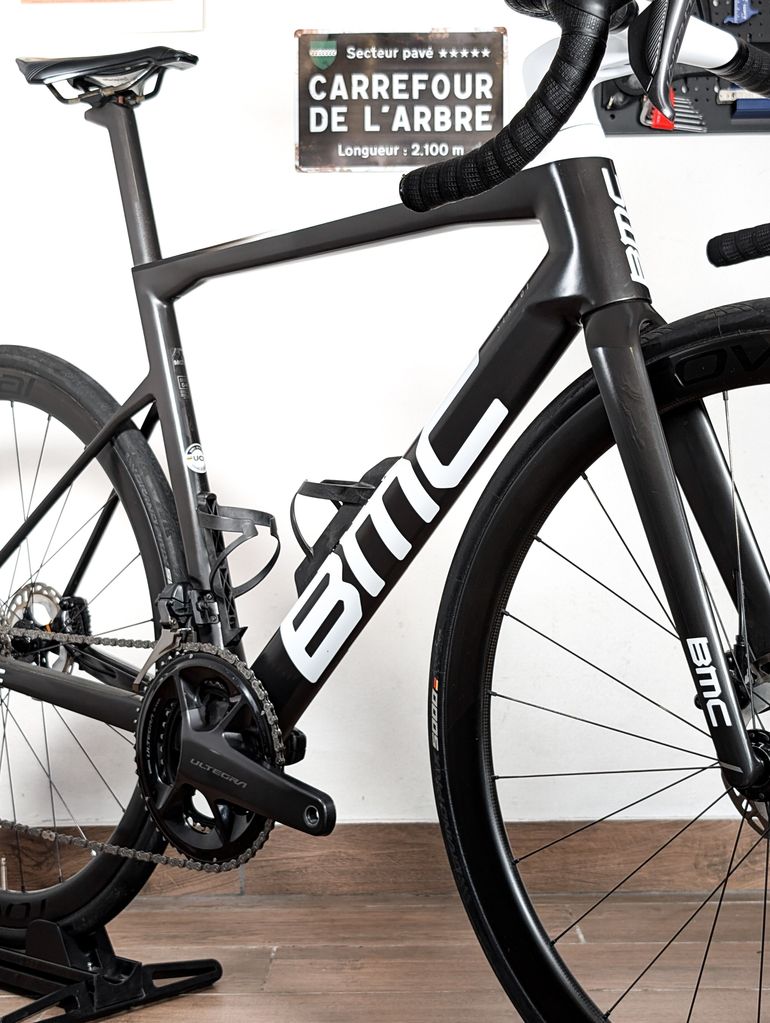 Używany BMC Teammachine SLR 01 MOD Ultegra Di2 2024 2024 Road & Gravel — zdjęcie 5 z 24