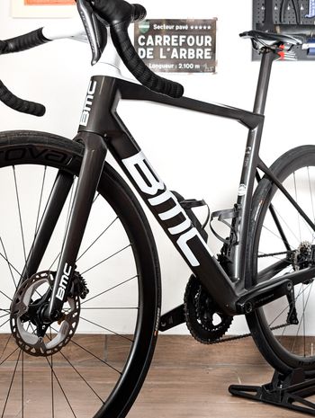 Używany BMC Teammachine SLR 01 MOD Ultegra Di2 2024 2024 Road & Gravel — zdjęcie 6 z 24