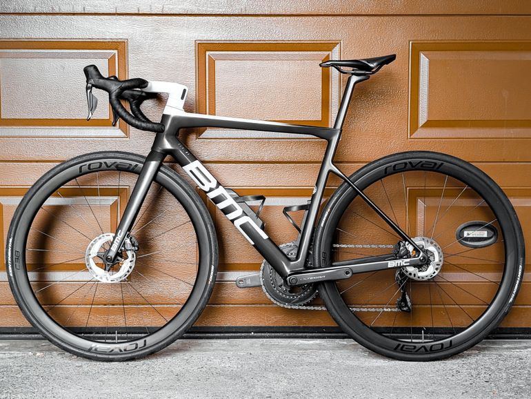 Używany BMC Teammachine SLR 01 MOD Ultegra Di2 2024 2024 Road & Gravel — zdjęcie 2 z 24
