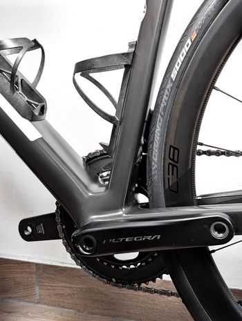 Używany BMC Teammachine SLR 01 MOD Ultegra Di2 2024 2024 Road & Gravel — zdjęcie 15 z 24
