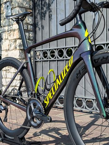 Used Specialized Venge Expert Disc 2018 2018 Road & Gravel, Green — image 6 of 26