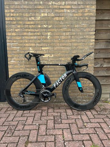 Used Factor Slick 2018 2018 Road & Gravel, Black — image 1 of 7
