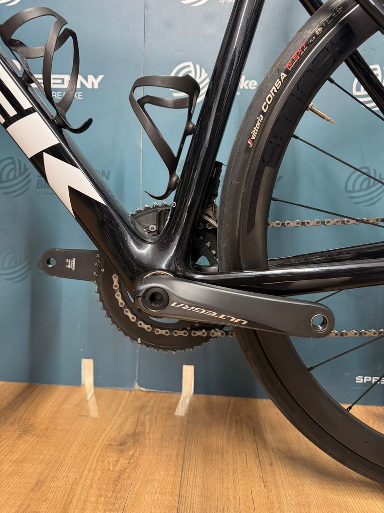 Used Trek Émonda SL 6 Disc 2023 Road & Gravel, Red — image 15 of 16