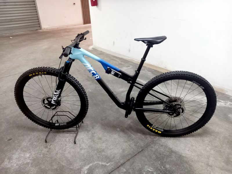 Used ARC8 Essential SLX 2024 2024 Mountainbike, Black, 29 — image 2 of 14