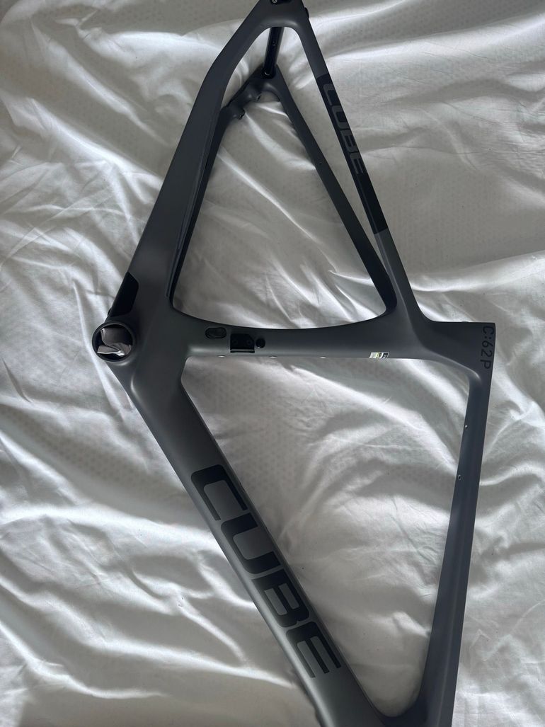 Brugt CUBE AGREE C:62, PRO 2022 Frameset 2022 Road & Gravel — billede 3 af 8