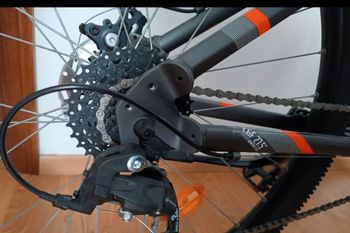 Used ROCKRIDER Mountainbike 27.5 Zoll ST120 Grau/Orange 2025 2025 Mountainbike, Light Gray, 27.5 — image 3 of 5