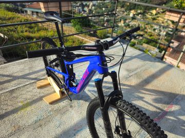Used Santacruz Custom Shimano Deore XT 2024 Mountainbike, Blue — image 9 of 9