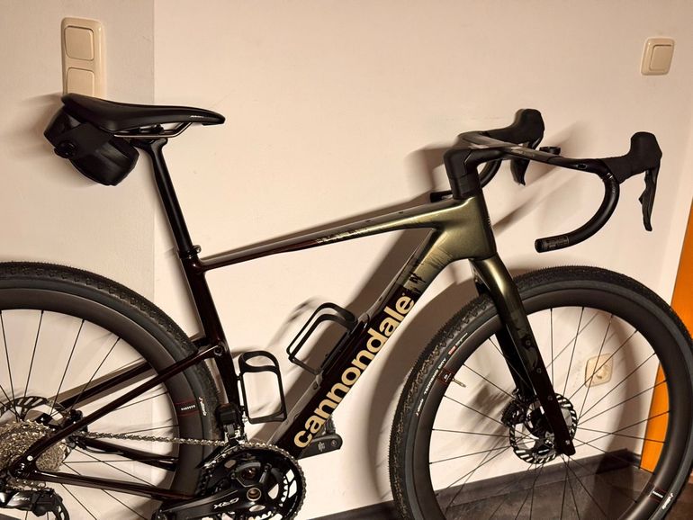 Used Cannondale Topstone Carbon LTD Di2 2025 2025 Road & Gravel, Green — image 1 of 5