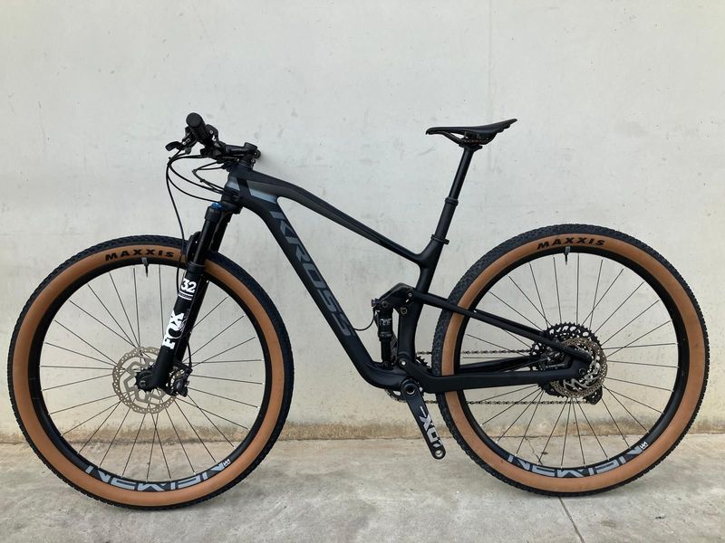 Tweedehands Kross Earth SRAM GX Eagle 2022 Mountainbike — afbeelding 2 van 11