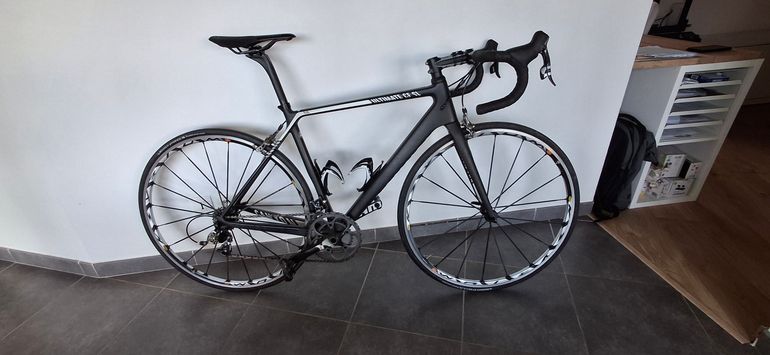 Used Canyon Ultimate Sram Force 2x10 Vitesses 2016 Road & Gravel, Black — image 1 of 9