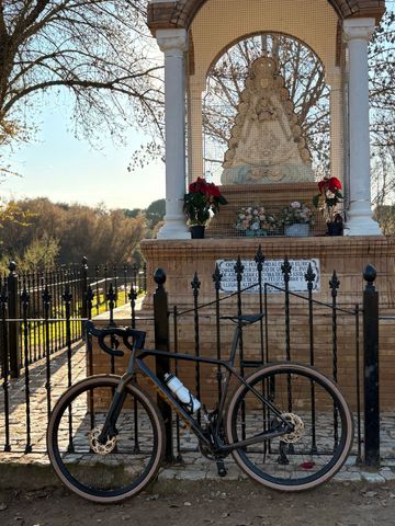 Używany Orbea Terra Shimano GRX 2024 Road & Gravel — zdjęcie 3 z 3