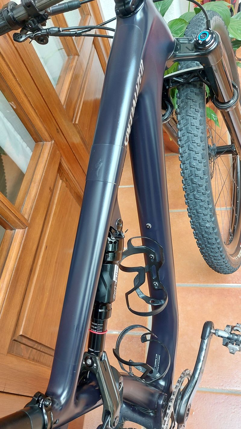 Used Specialized Epic EVO 2023 2023 Mountainbike, Blue — image 4 of 8