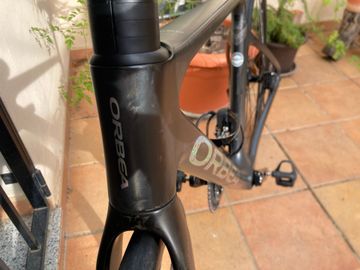 Tweedehands Orbea Orca M30 di2 Custom Shimano 105 Di2 2023 Road & Gravel — afbeelding 15 van 17
