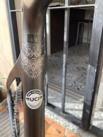 Tweedehands Orbea Orca M30 di2 Custom Shimano 105 Di2 2023 Road & Gravel — afbeelding 6 van 17