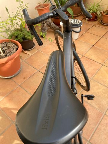 Tweedehands Orbea Orca M30 di2 Custom Shimano 105 Di2 2023 Road & Gravel — afbeelding 10 van 17