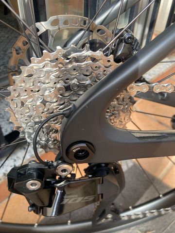 Tweedehands Orbea Orca M30 di2 Custom Shimano 105 Di2 2023 Road & Gravel — afbeelding 8 van 17