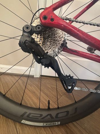 Used Specialized Roubaix SL8 Pro 2025 2025 Road & Gravel, Red — image 4 of 6