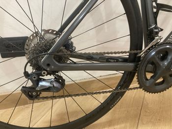 Used Trek Émonda SL 6 Disc Pro 2021 2021 Road & Gravel, Light Gray — image 7 of 9
