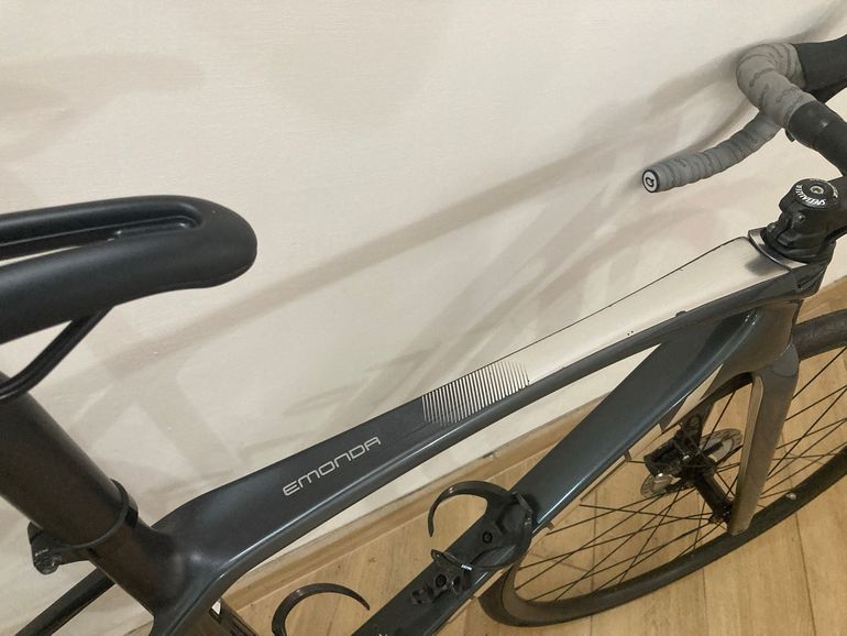Used Trek Émonda SL 6 Disc Pro 2021 2021 Road & Gravel, Light Gray — image 9 of 9