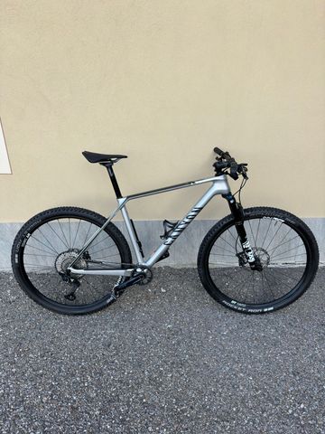 Käytetty Canyon Exceed Shimano SLX 2022 MTB
