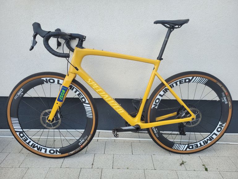 Używany Specialized Diverge Pro Carbon 2023 2023 Road & Gravel — zdjęcie 10 z 10
