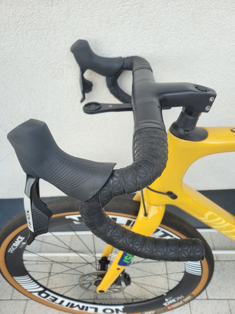 Używany Specialized Diverge Pro Carbon 2023 2023 Road & Gravel — zdjęcie 7 z 10