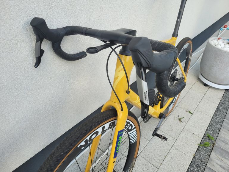 Używany Specialized Diverge Pro Carbon 2023 2023 Road & Gravel — zdjęcie 8 z 10