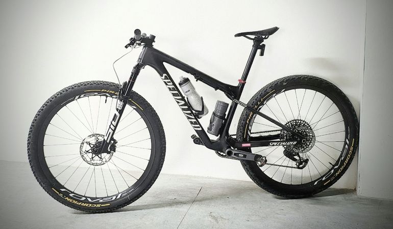 Used Specialized Epic Sram Eagle Transmission GX 2025 Mountainbike, Black — image 1 of 7