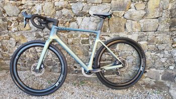 Used Scott Addict Gravel 10 2023 2023 Road & Gravel