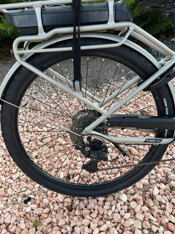 Scott Sub Active eRIDE 10 Unisex rack 2024 2024 Urban usato, Grigio chiaro — immagine 3 di 4
