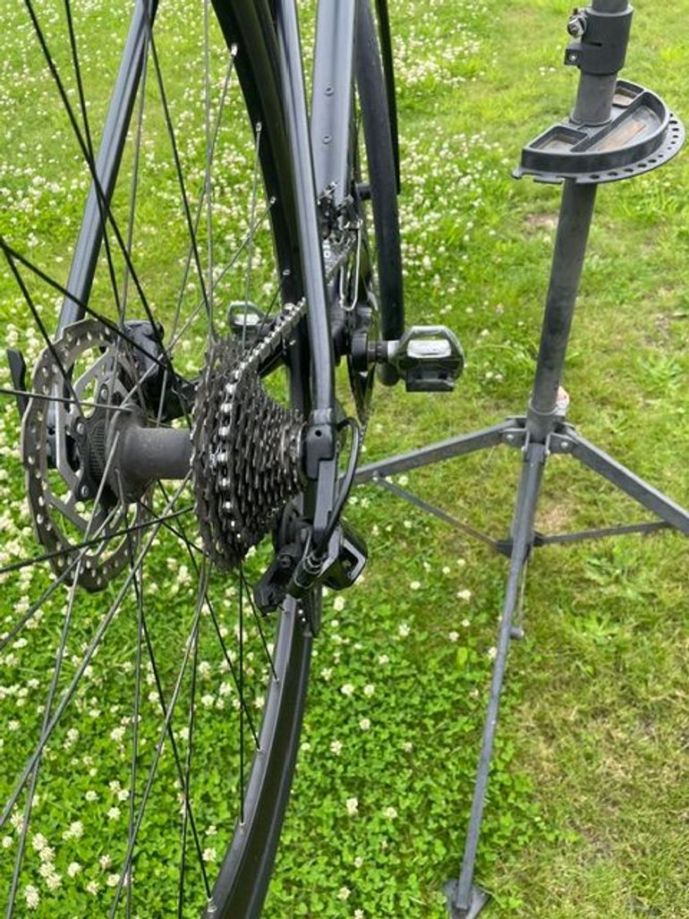 Used Merida SCULTURA ENDURANCE 400 2024 2024 Road & Gravel, Black — image 7 of 8