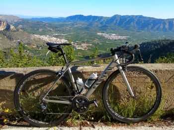 Canyon Ultimate CF SLX 8.0 2018 2018 Road & Gravel usato, Grigio chiaro — immagine 2 di 9