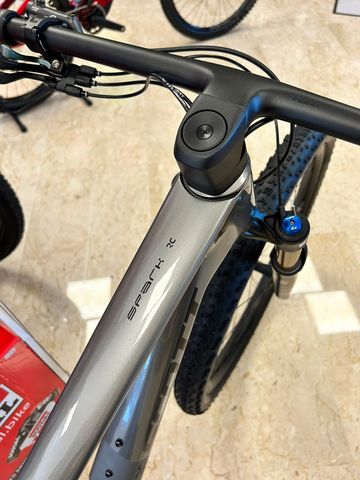 Scott Spark RC Expert 2027 2027 Mountainbike d'occasion — image 8 sur 14